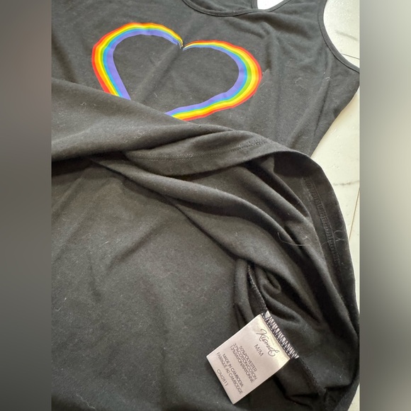 Kismet Black Tank Top with Rainbow Heart - size medium - Picture 8 of 8